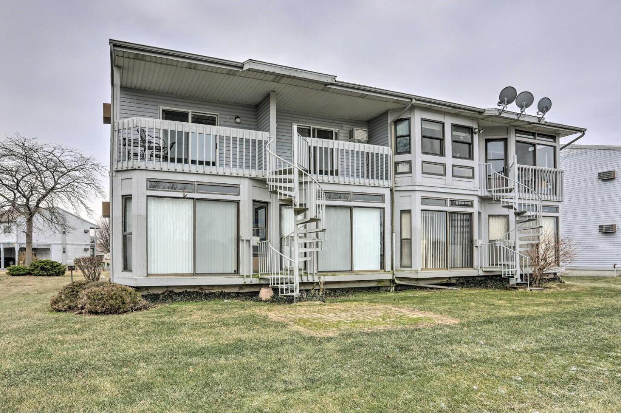 Condo With Balcony, Dock And Access To Lake Erie Sand Beach Esterno foto